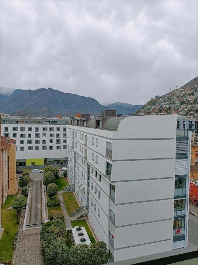 Residenza Vivian Deluxe Apartments Locarno Exterior photo